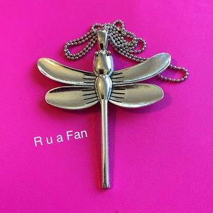 Large Silver Dragonfly Pendant Necklace.